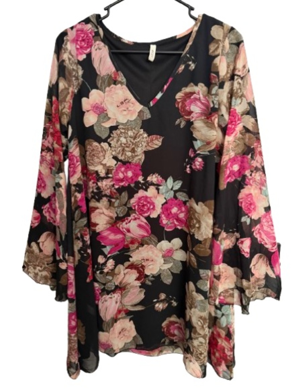 Elan Black Floral V-Neck Long Sleeve Swing Dress